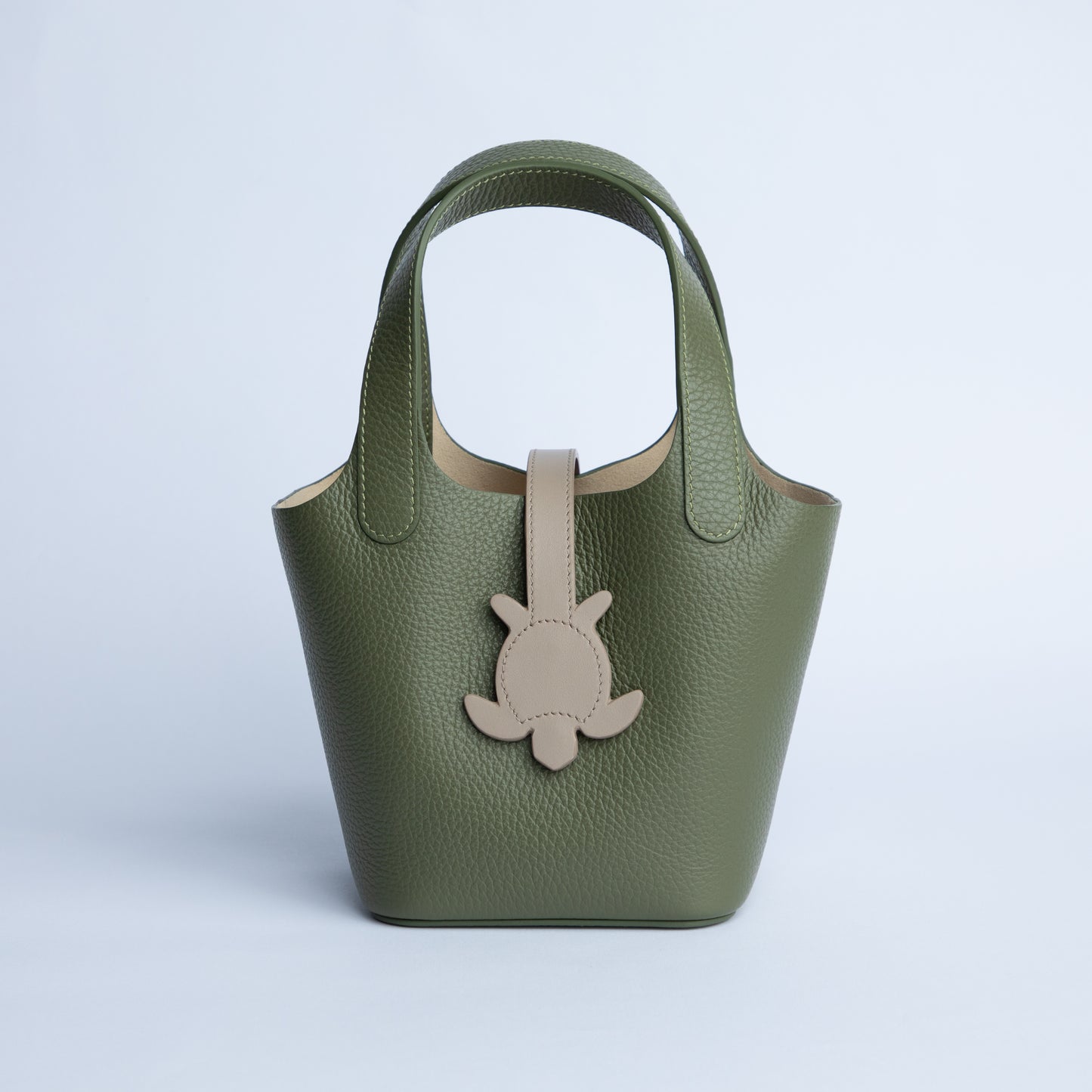 Turtle Loop in Beige