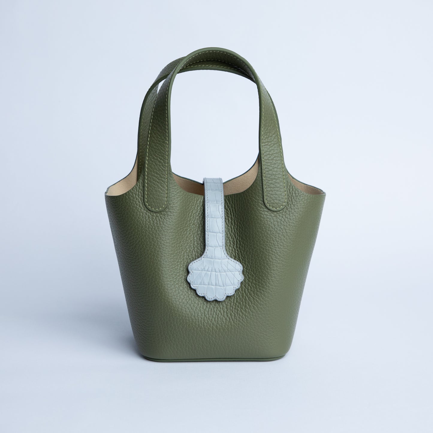 Shell Loop in Blue Croc