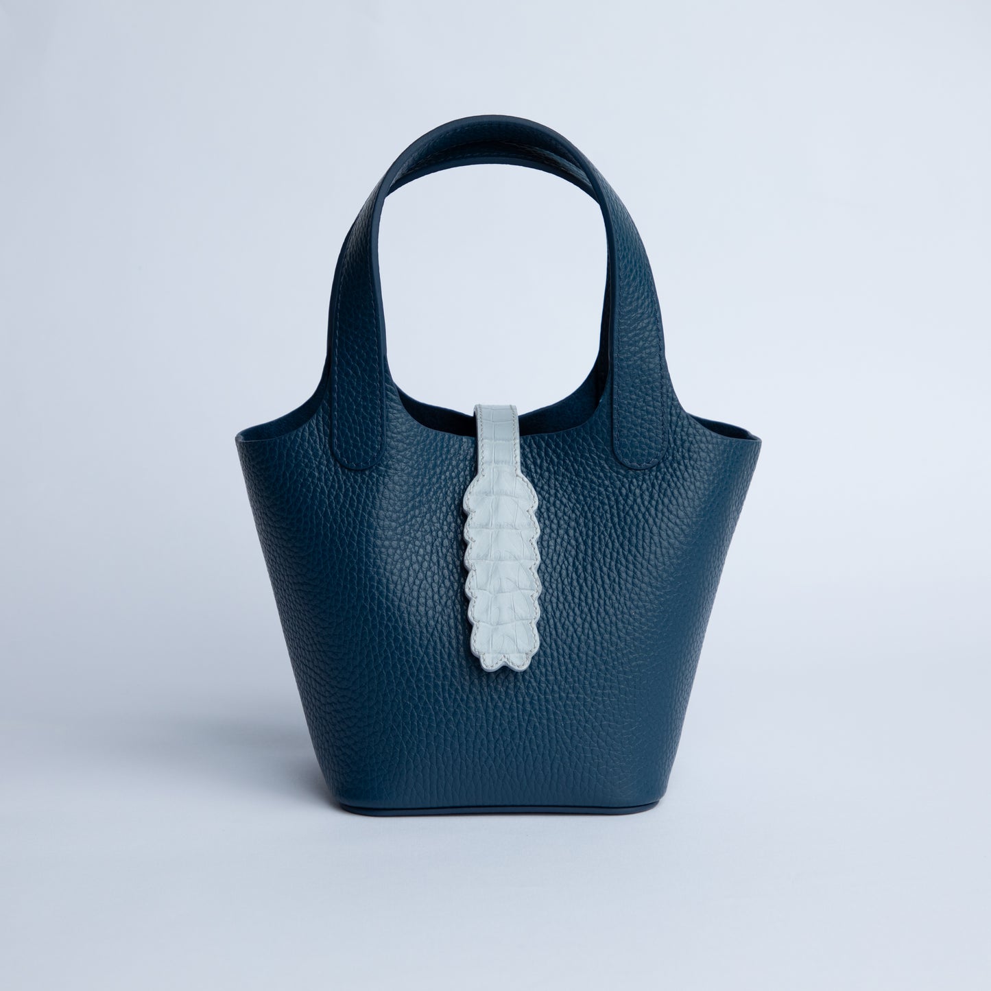 Ghaf Loop in Blue Croc