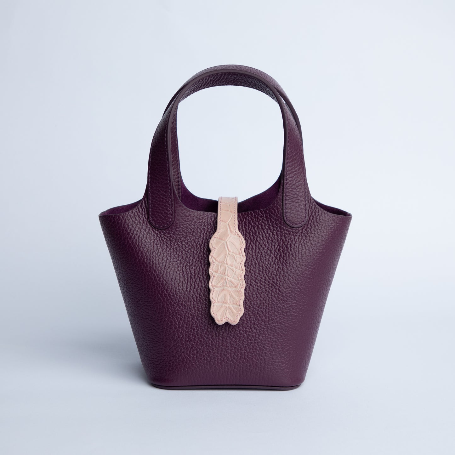 Ghaf Loop in Pink Croc
