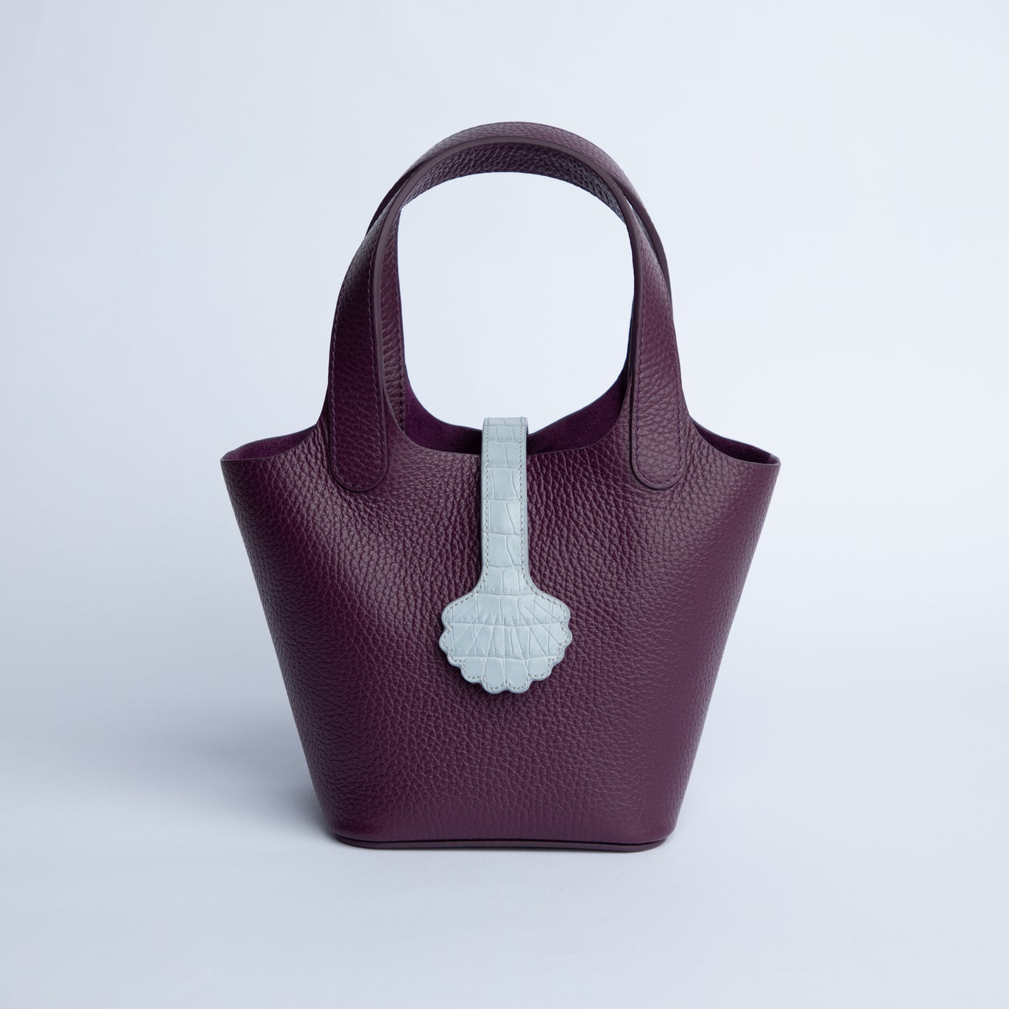 Shell Loop in Blue Croc