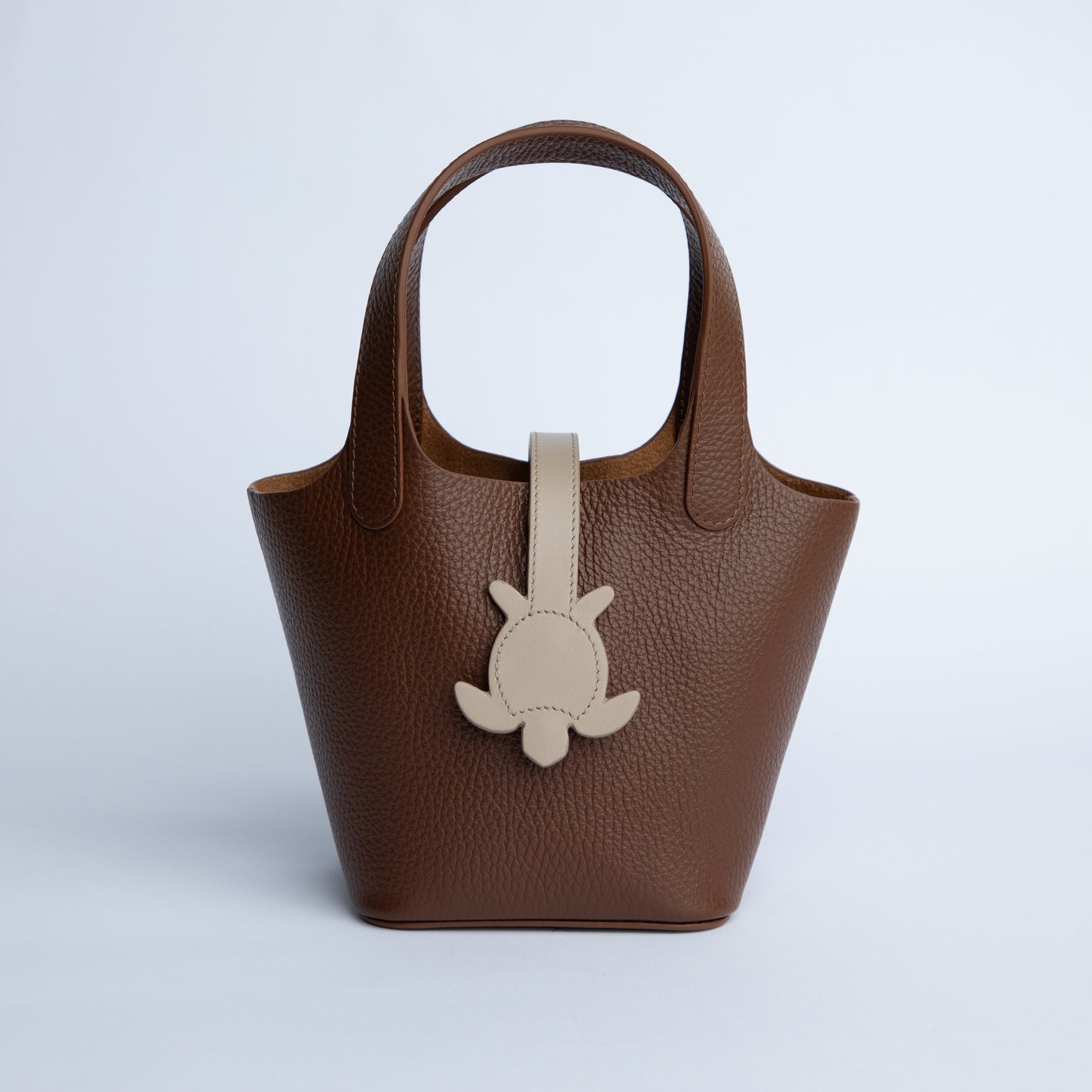 Turtle Loop in Beige
