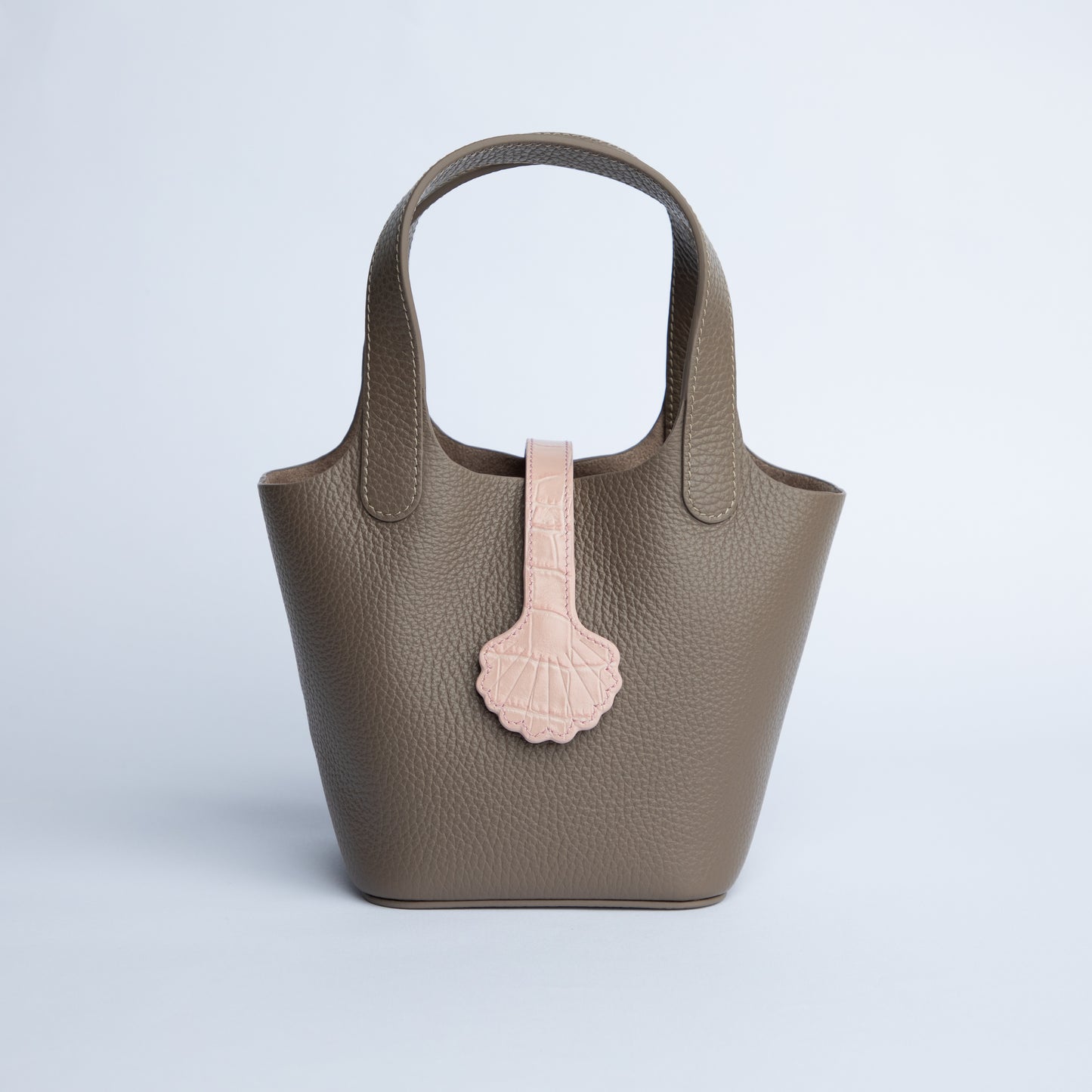 Shell Loop in Pink Croc