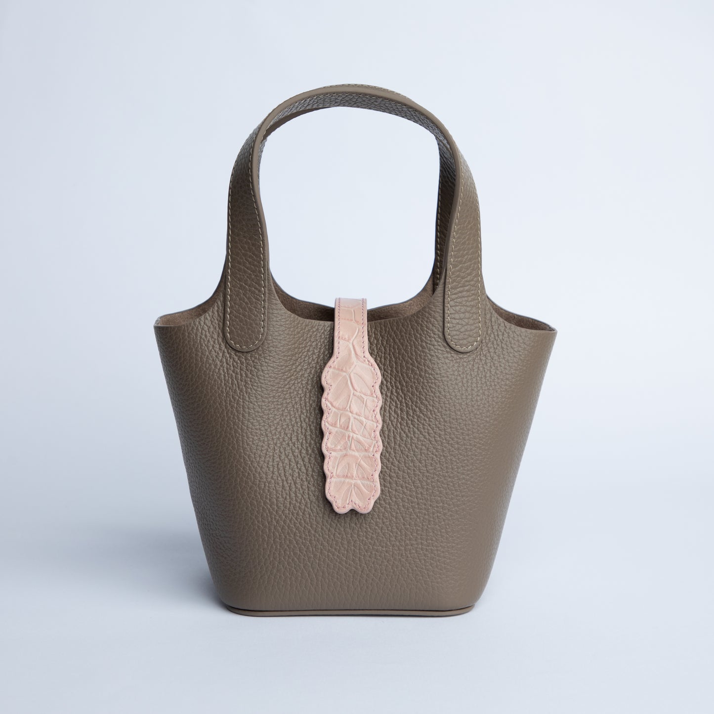 Ghaf Loop in Pink Croc
