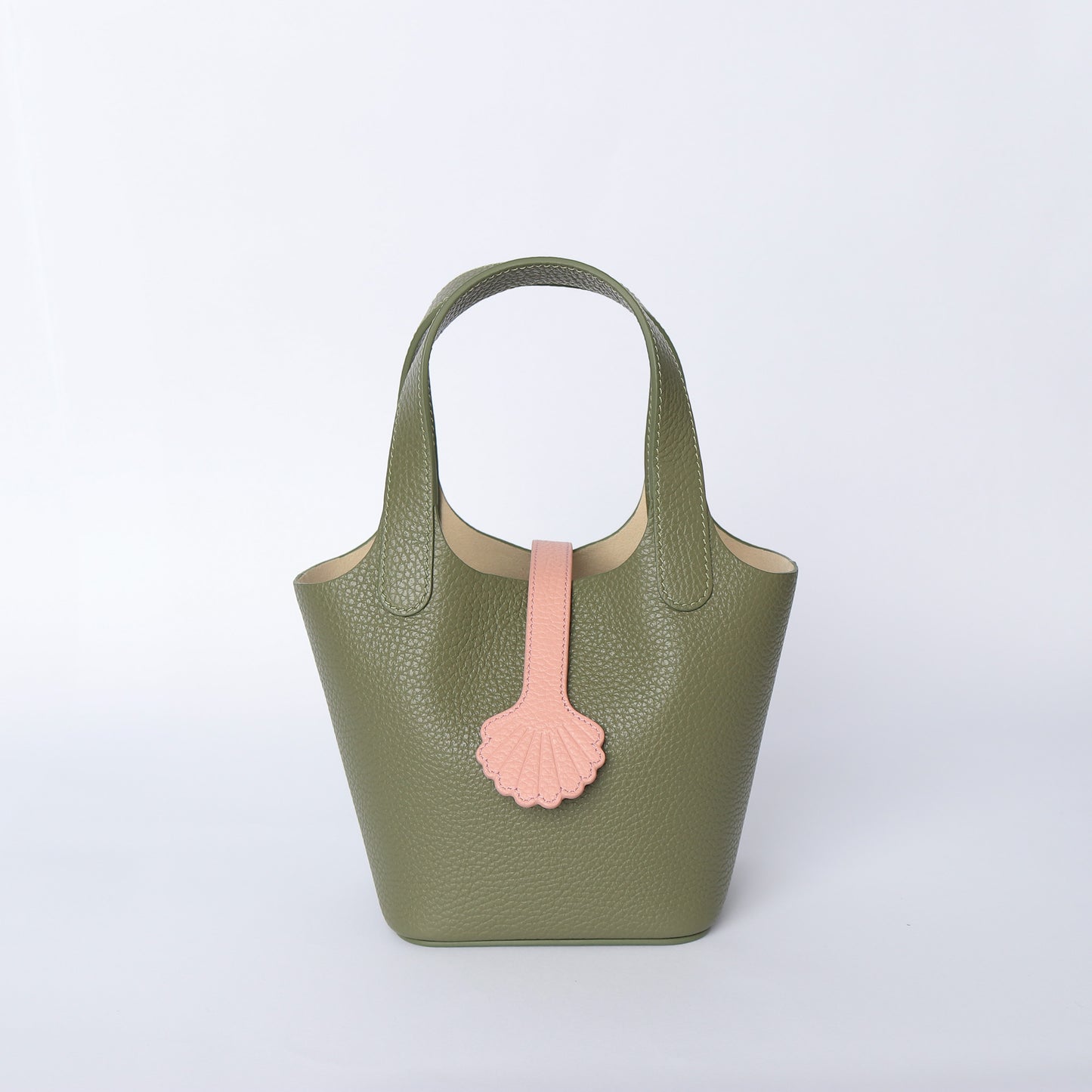 Shell Loop in Pink